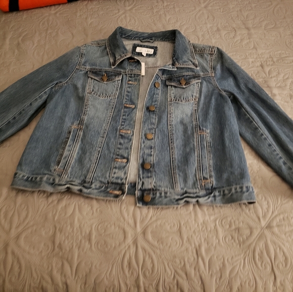 LOFT Jackets & Blazers - Loft Jean jacket LOFT Jackets & Blazers - Loft Jean jacket